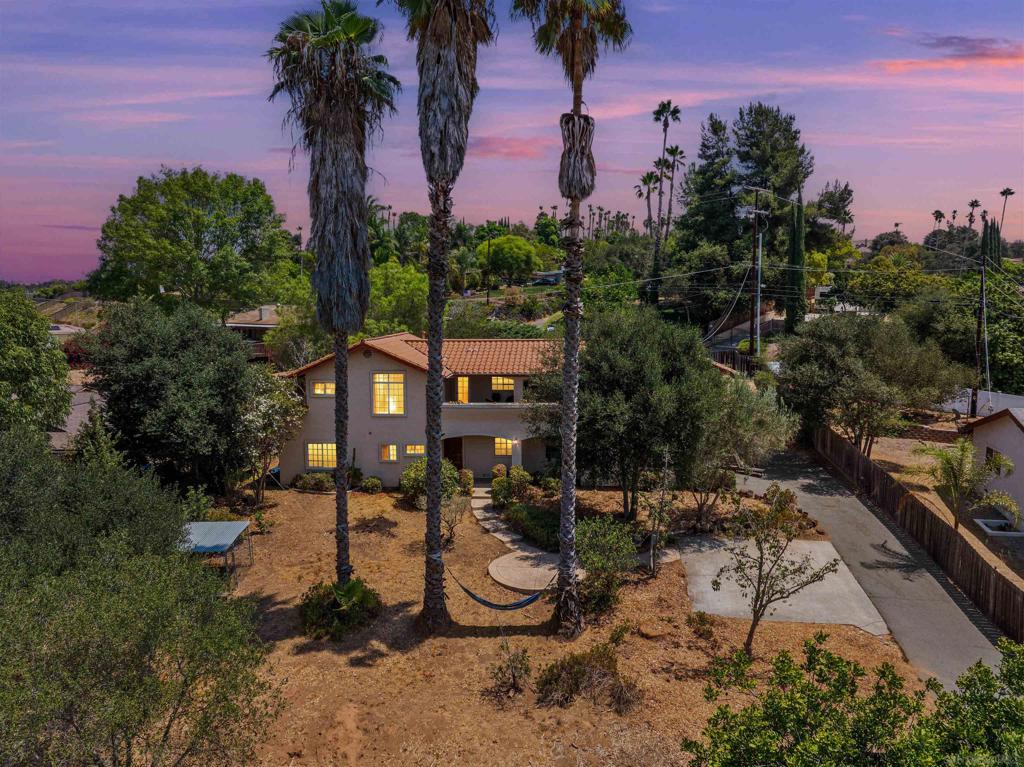 2744 Felicita Property Photo 26