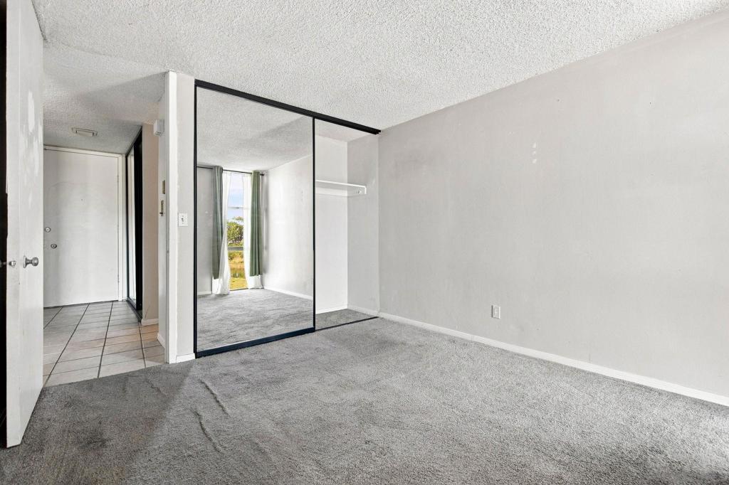 3050 Rue D'orleans 346 Property Photo 17