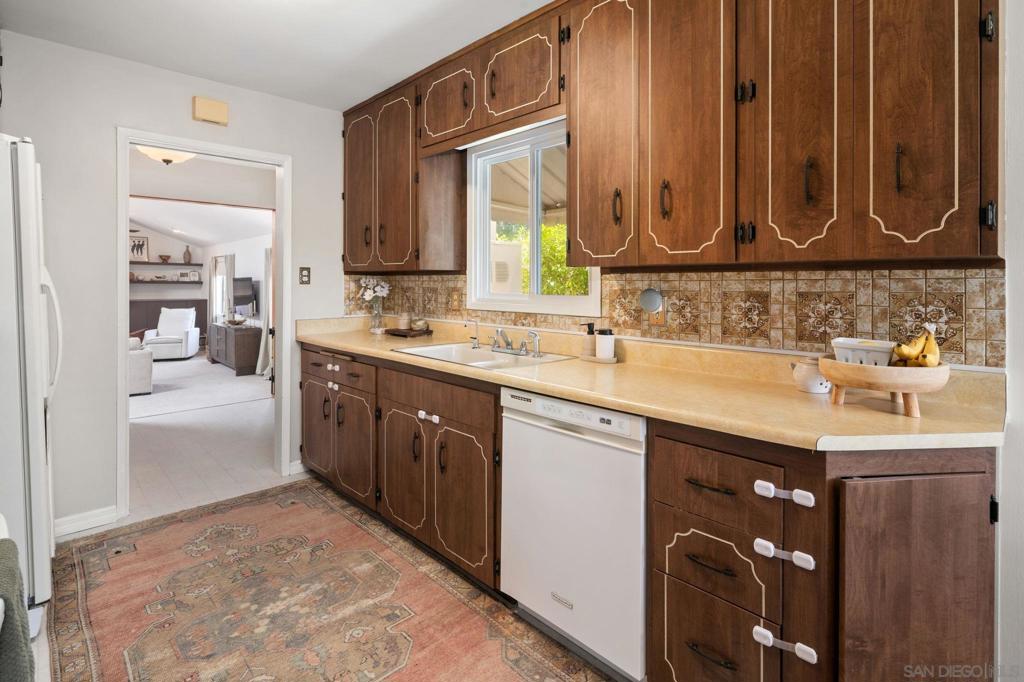 6832 Cartwright Property Photo 15