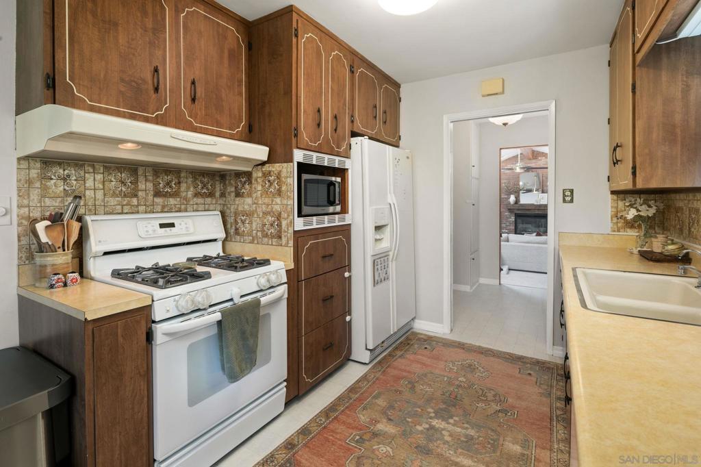 6832 Cartwright Property Photo 16