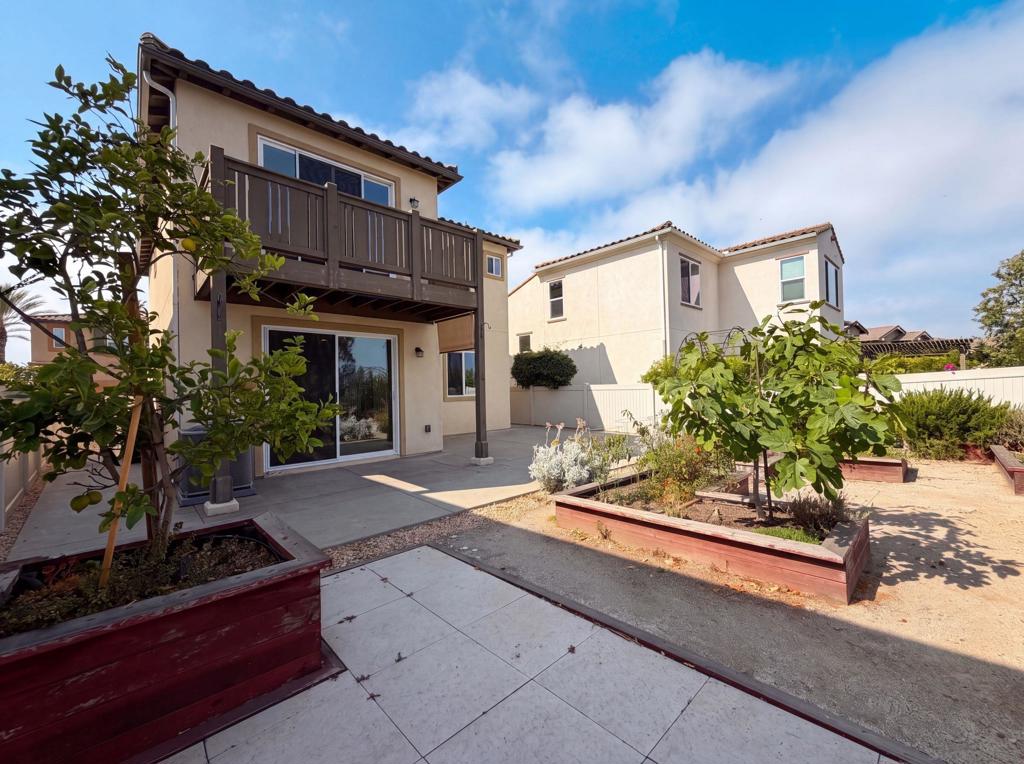 1242 Via Candelas Property Photo 5