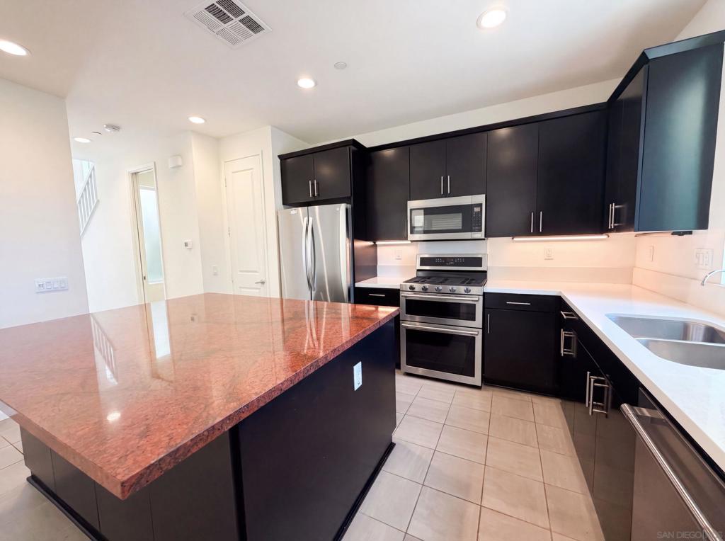 1242 Via Candelas Property Photo 7
