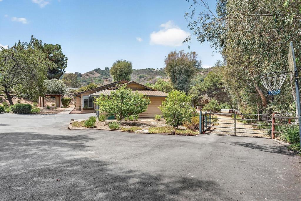 4515 Baja Mission Road Property Photo 8