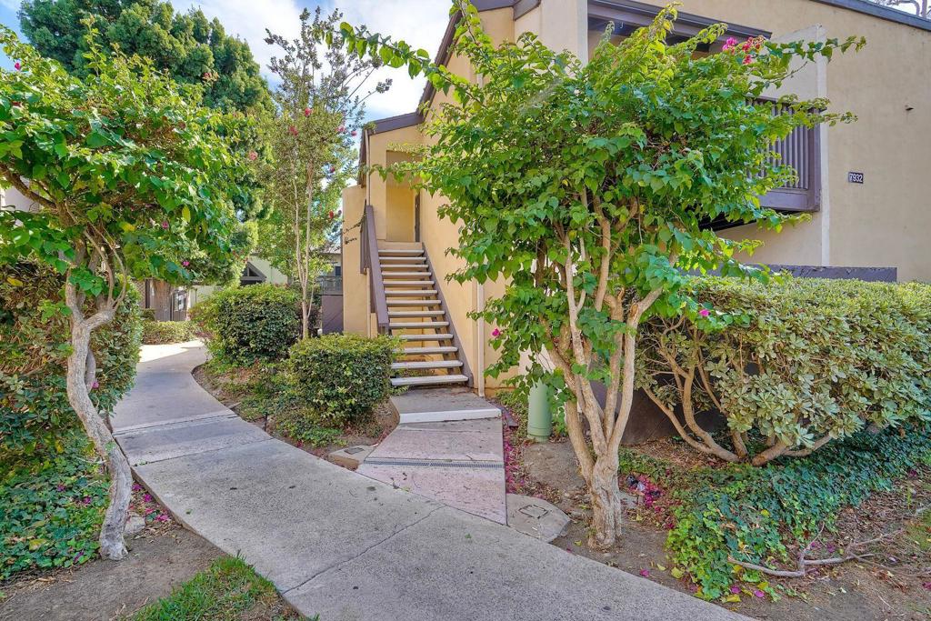7932 Mission Center D Property Photo 1