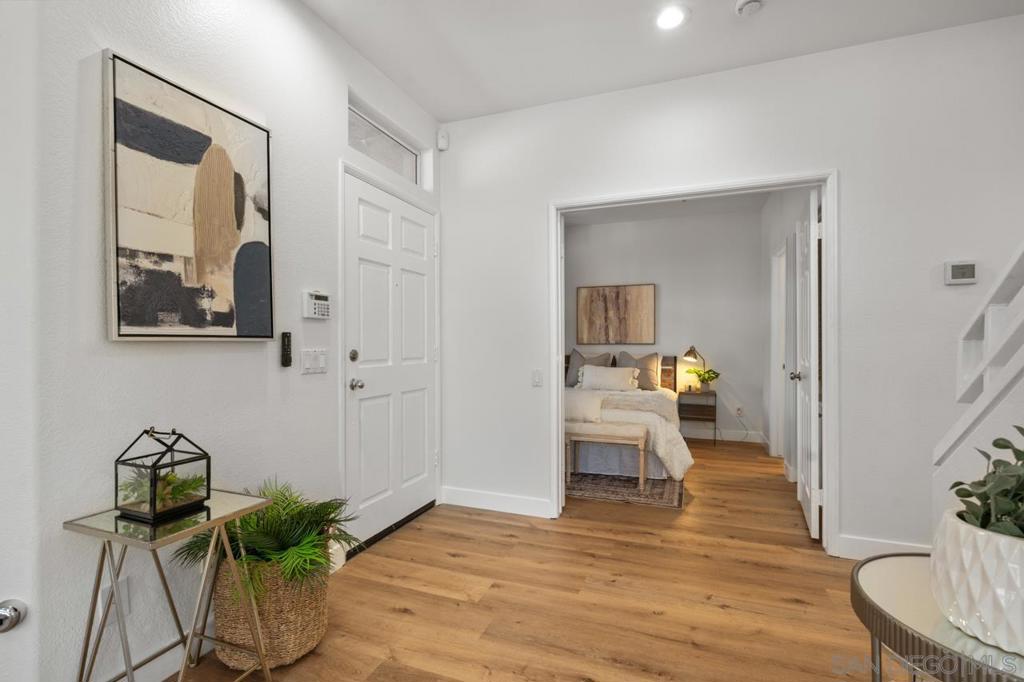 12636 Springbrook E Property Photo 4