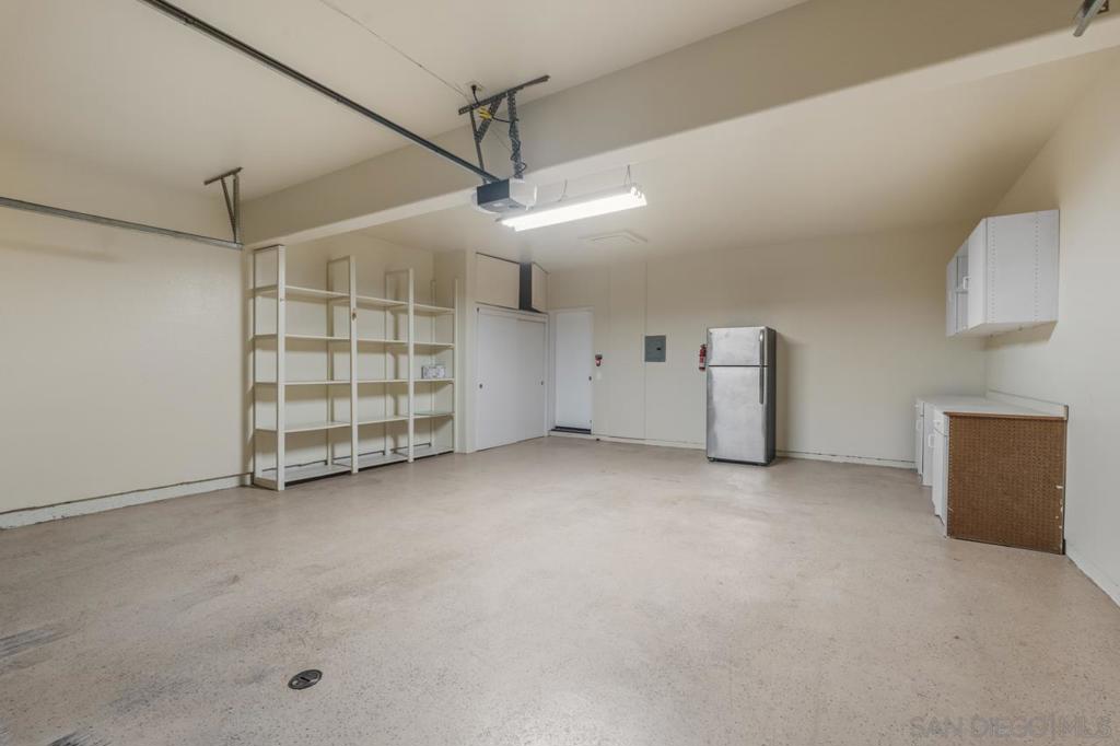 12636 Springbrook E Property Photo 37