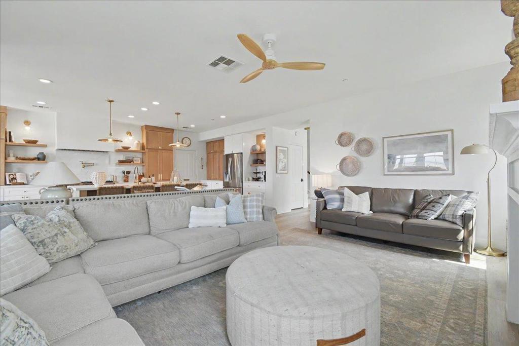 6048 Cala Lily St Property Photo 10