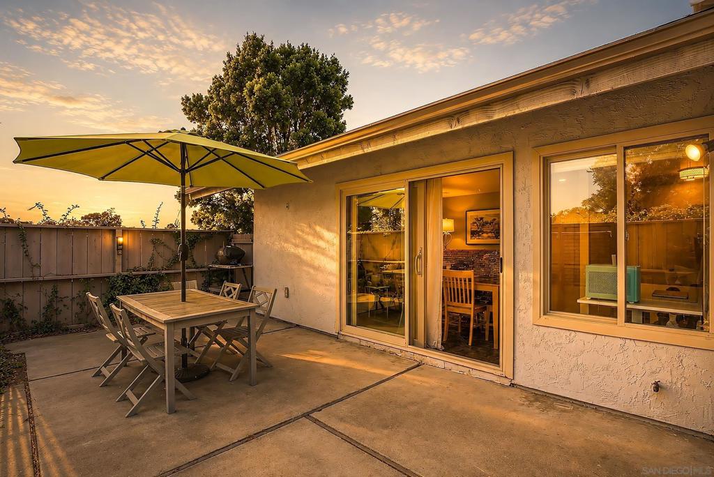 9645 Easter Way Property Photo 10