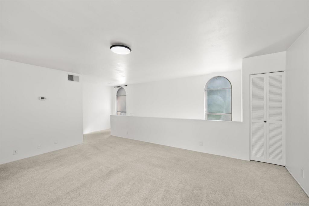 4851 Collwood Blvd B Property Photo 9