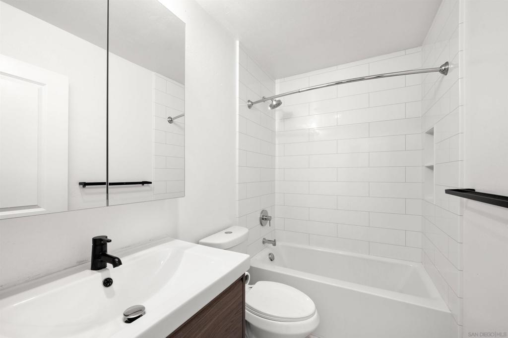 4851 Collwood Blvd B Property Photo 23