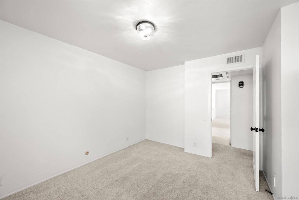 4851 Collwood Blvd B Property Photo 27