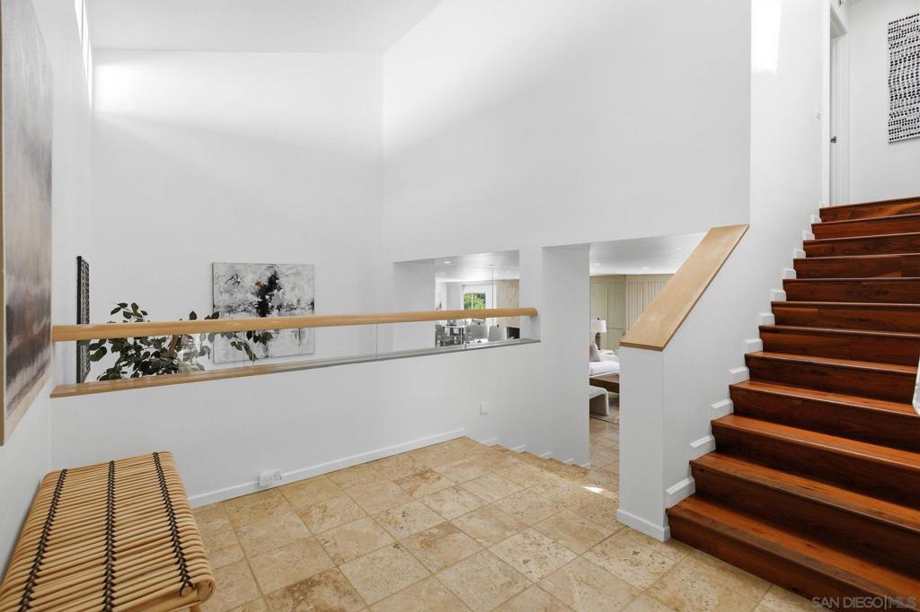 2264 Caminito Castillo Property Photo 4