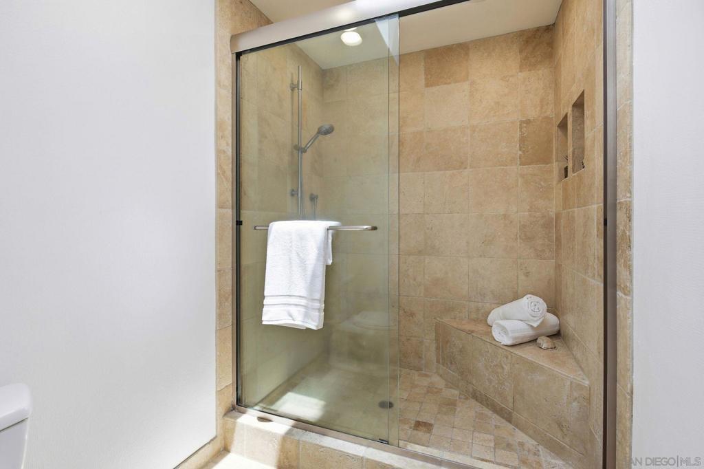 2264 Caminito Castillo Property Photo 21