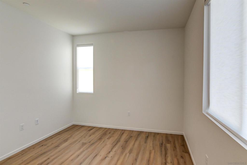 2054 58 N Highland Ave Property Photo 12