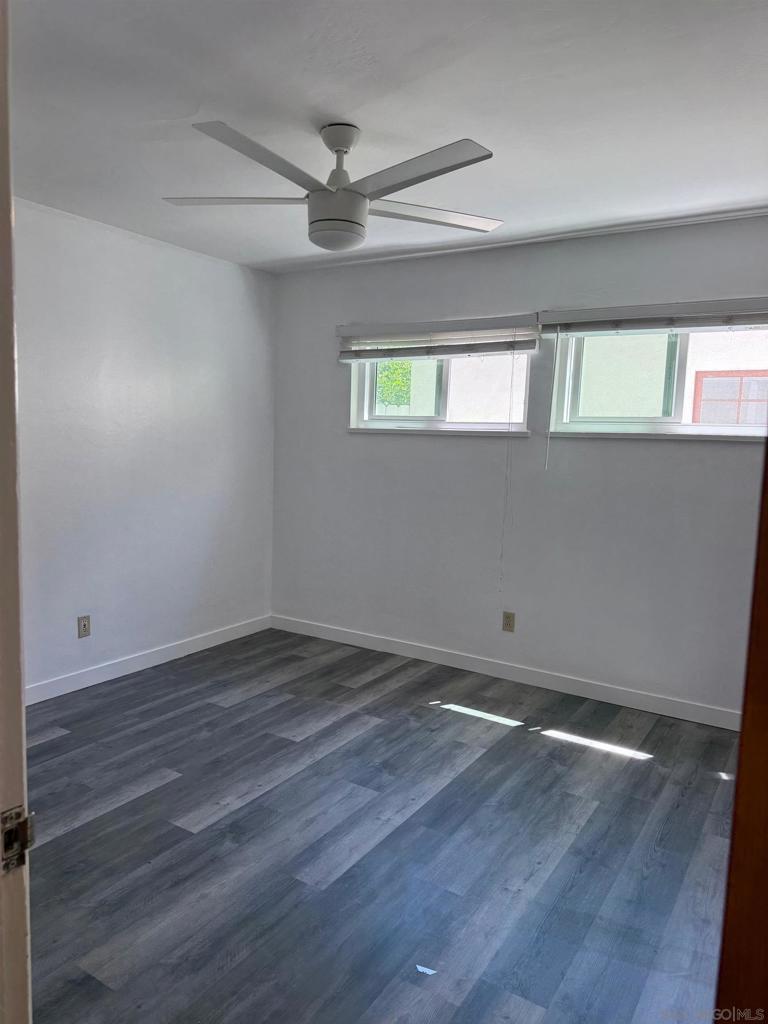 471 E Ave Property Photo 1