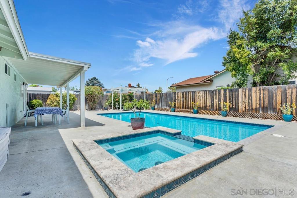 9202 Via De Amor Property Photo 26
