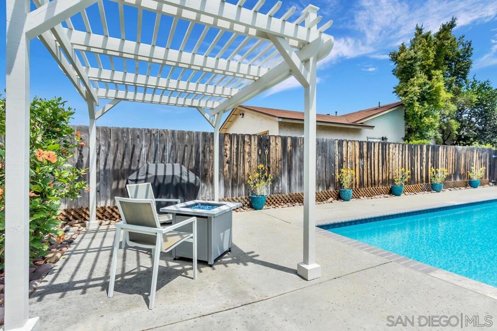 9202 Via De Amor Property Photo 30