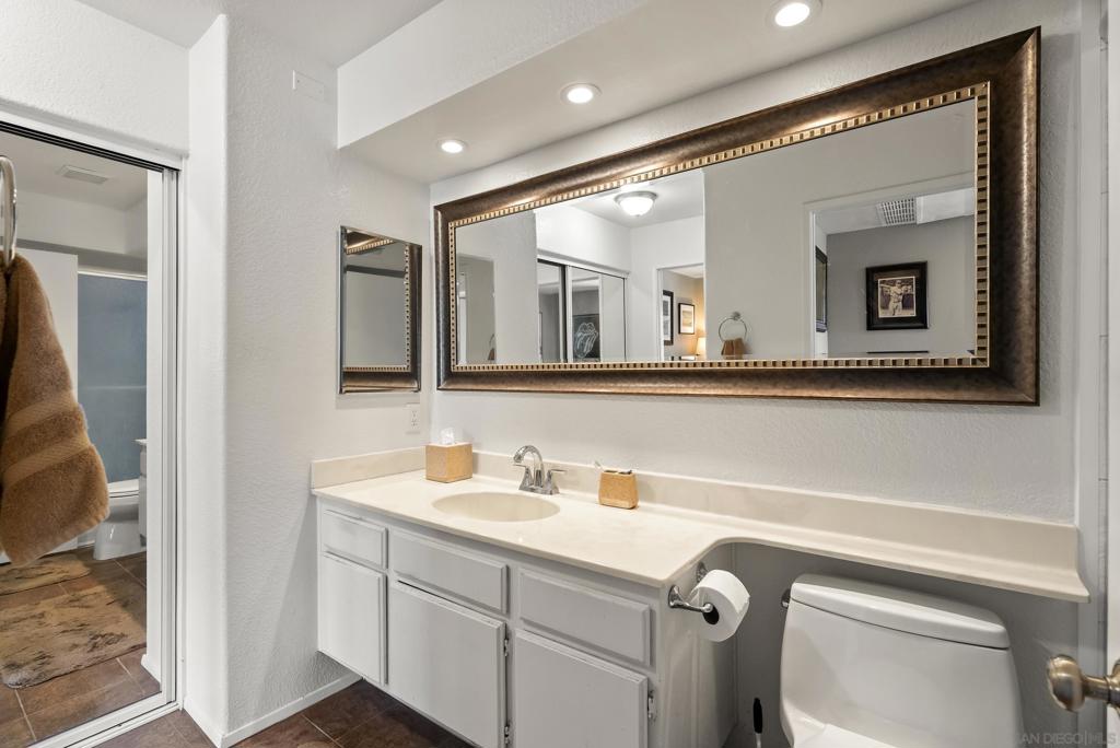 7439 Altiva Place Property Photo 12