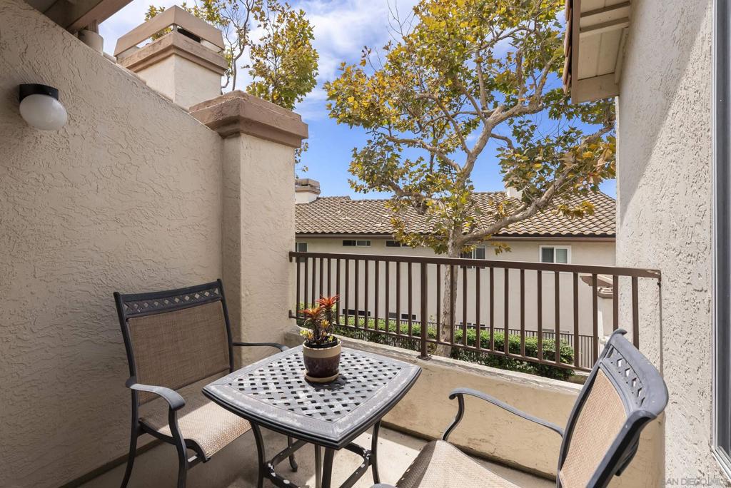 7439 Altiva Place Property Photo 15