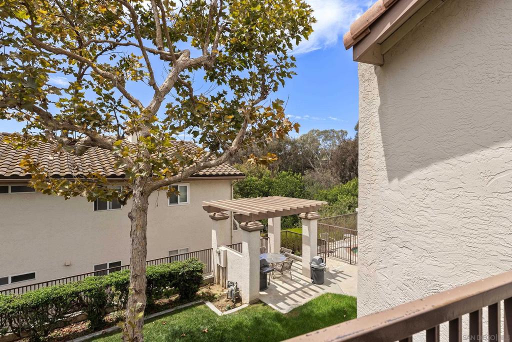 7439 Altiva Place Property Photo 17