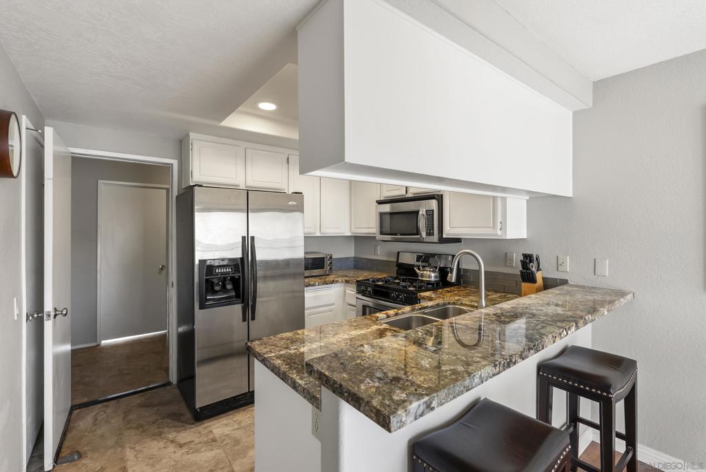 7439 Altiva Place Property Photo 19