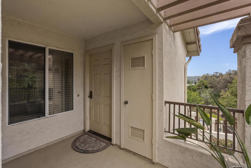 7439 Altiva Place Property Photo 29