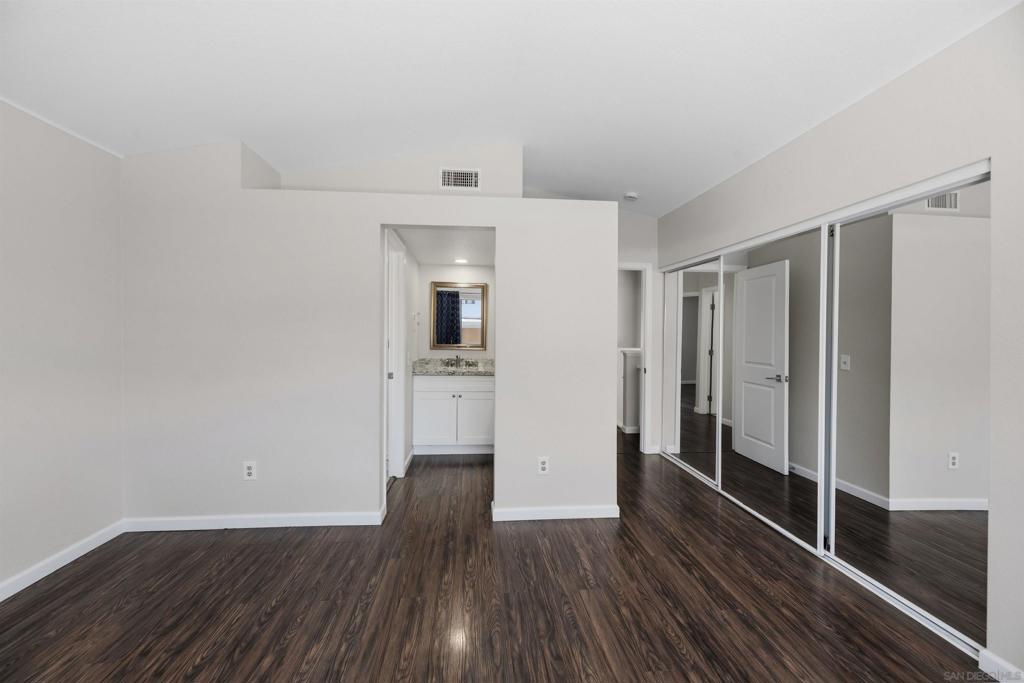 633 Thunder Gln Property Photo 21