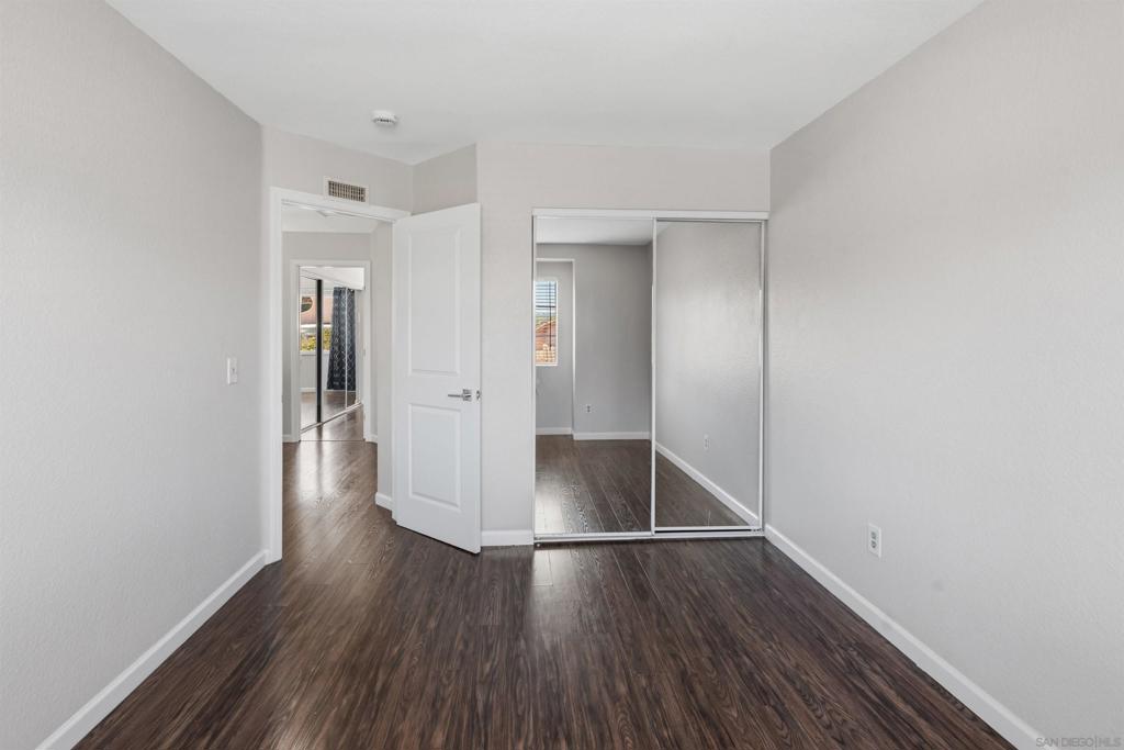 633 Thunder Gln Property Photo 25