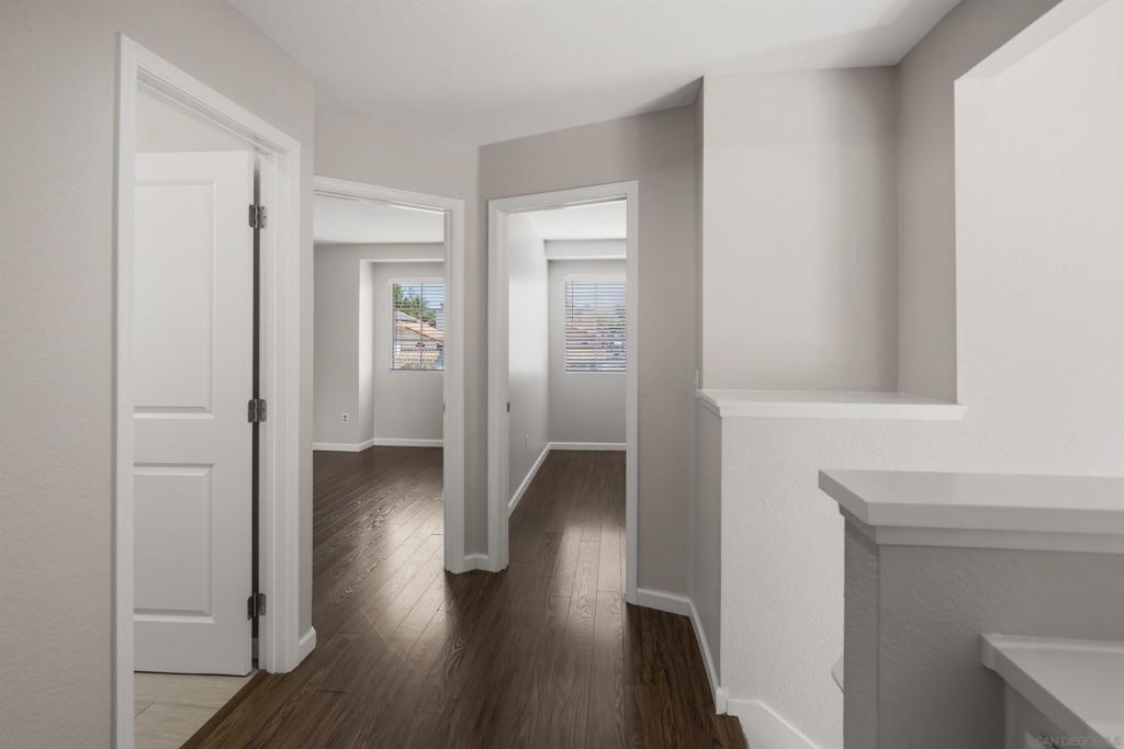 633 Thunder Gln Property Photo 29