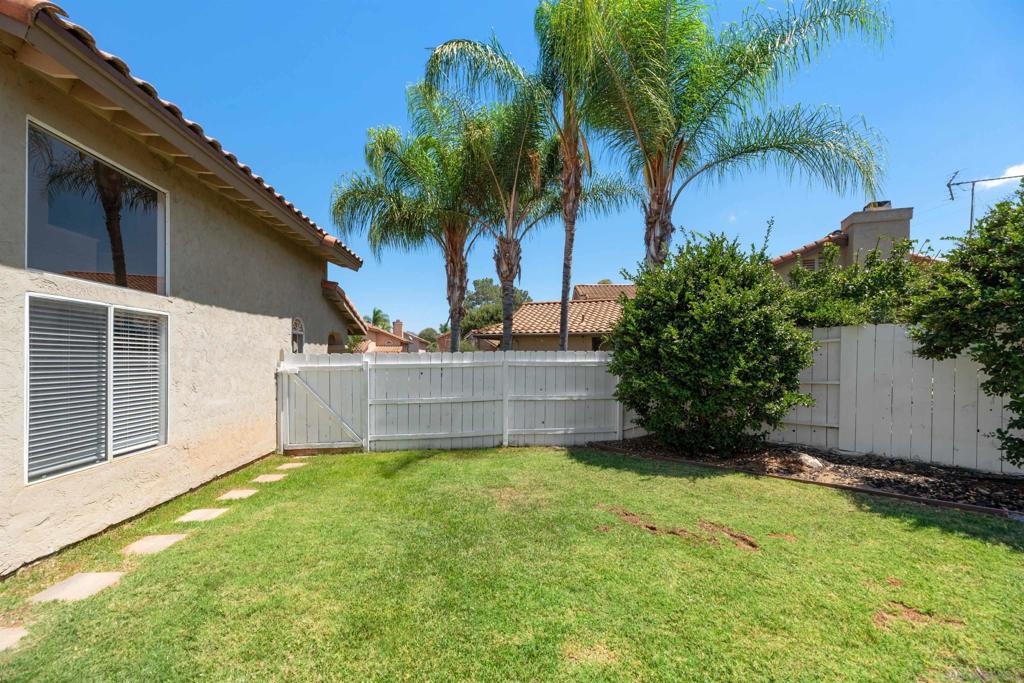633 Thunder Gln Property Photo 31