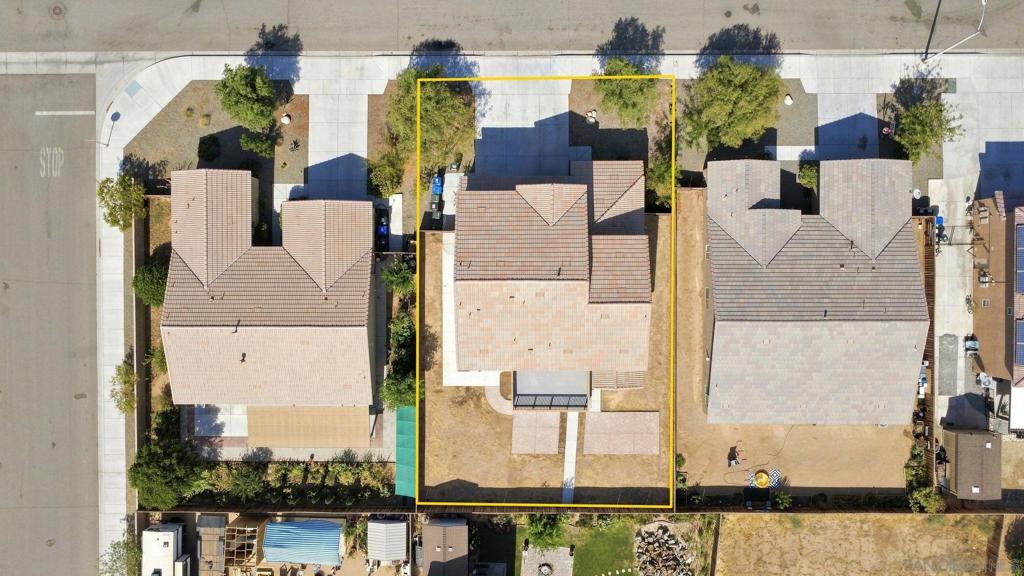 14195 Sun Valley Property Photo 3