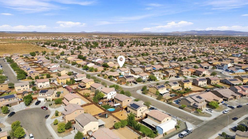 14195 Sun Valley Property Photo 4