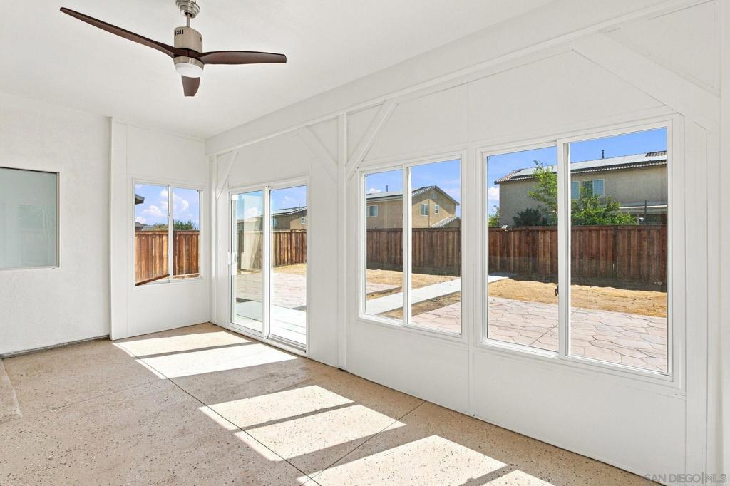 14195 Sun Valley Property Photo 14