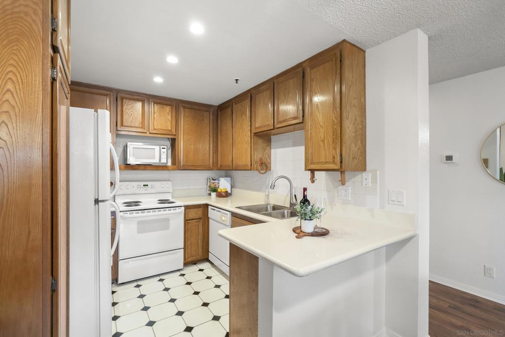 5745 Friars Rd 81 Property Photo 10