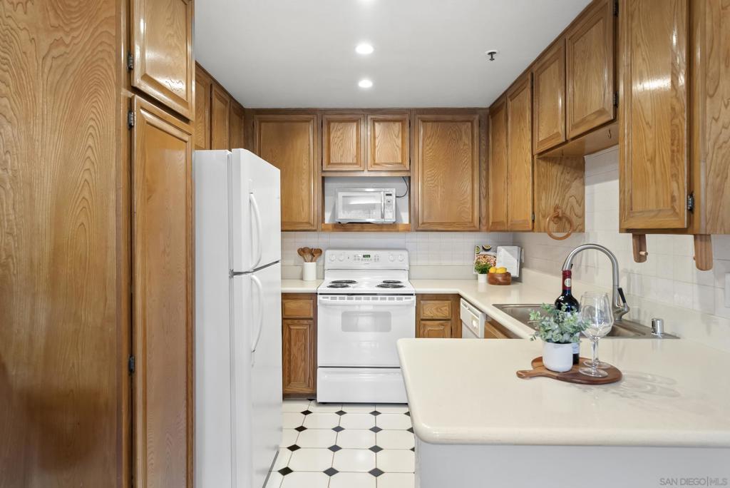 5745 Friars Rd 81 Property Photo 12