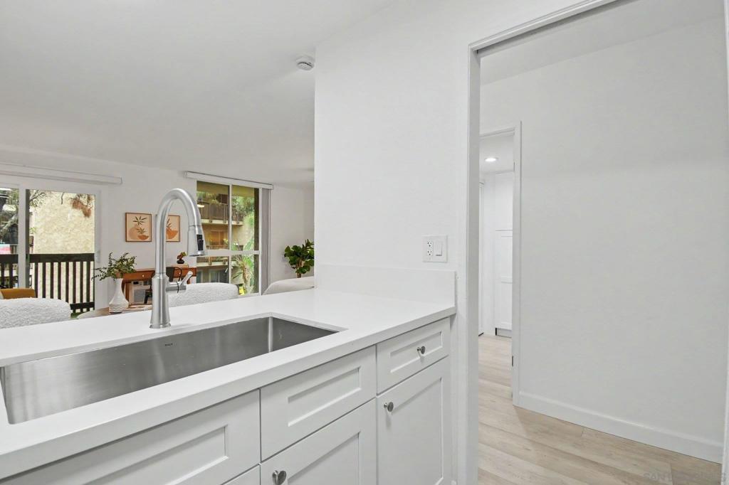 6202 Friars Rd 301 Property Photo 10