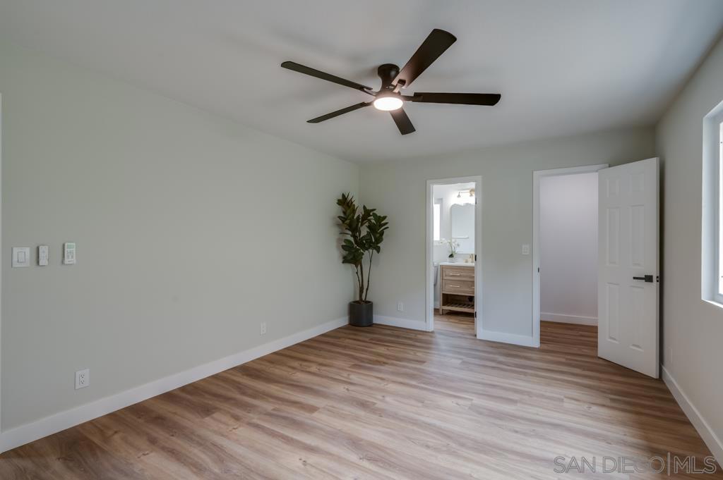 24 E Paisley Property Photo 16