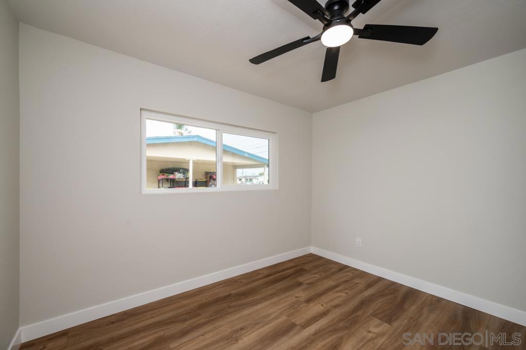 24 E Paisley Property Photo 27