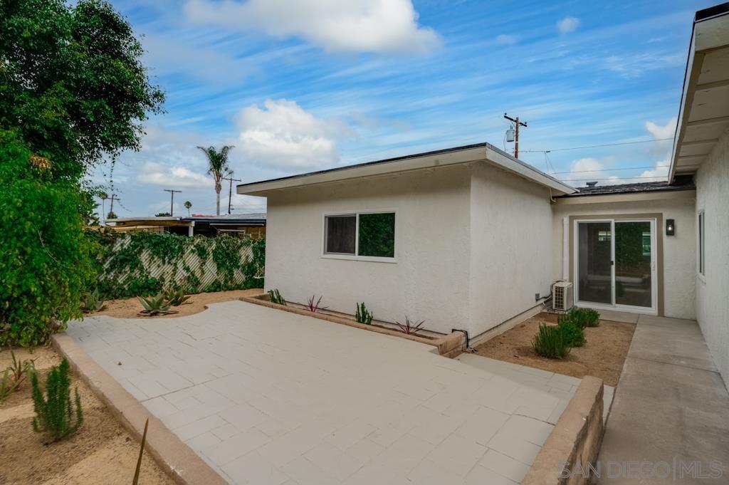 24 E Paisley Property Photo 32