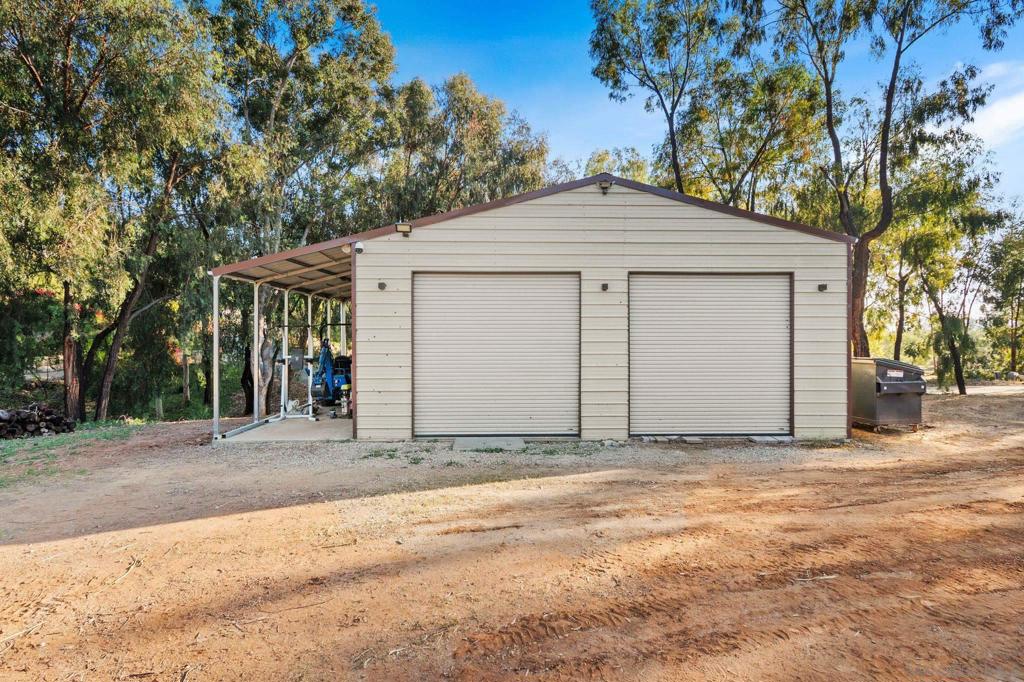 260019922SD Property Photo 35