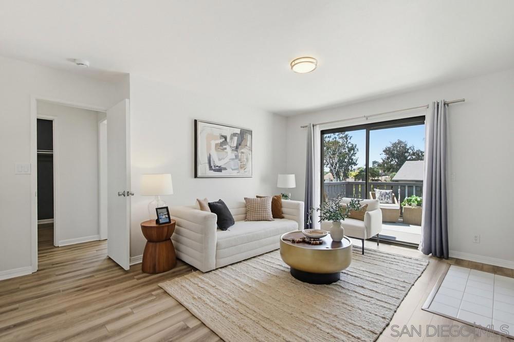215 Camlau B Property Photo 3