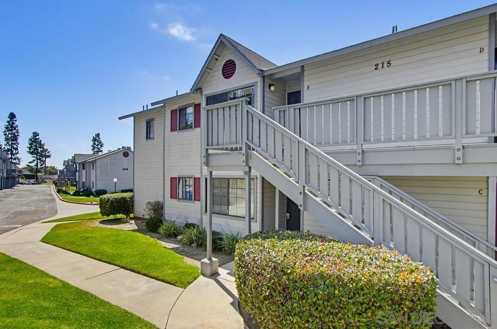215 Camlau B Property Photo 33