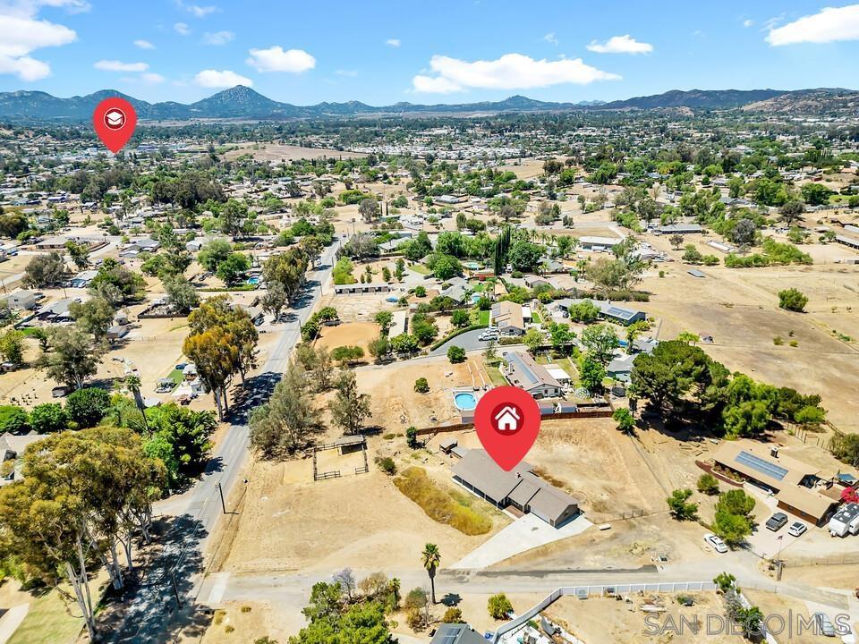 715 Steffy Rd Property Photo 37