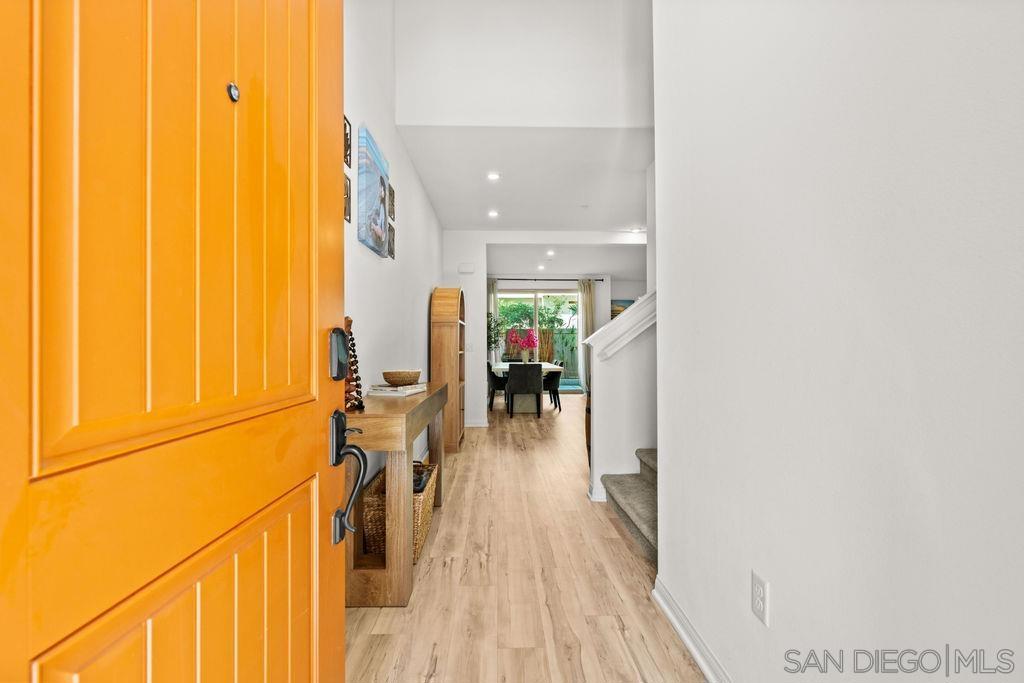 1708 Silverberry Property Photo 4
