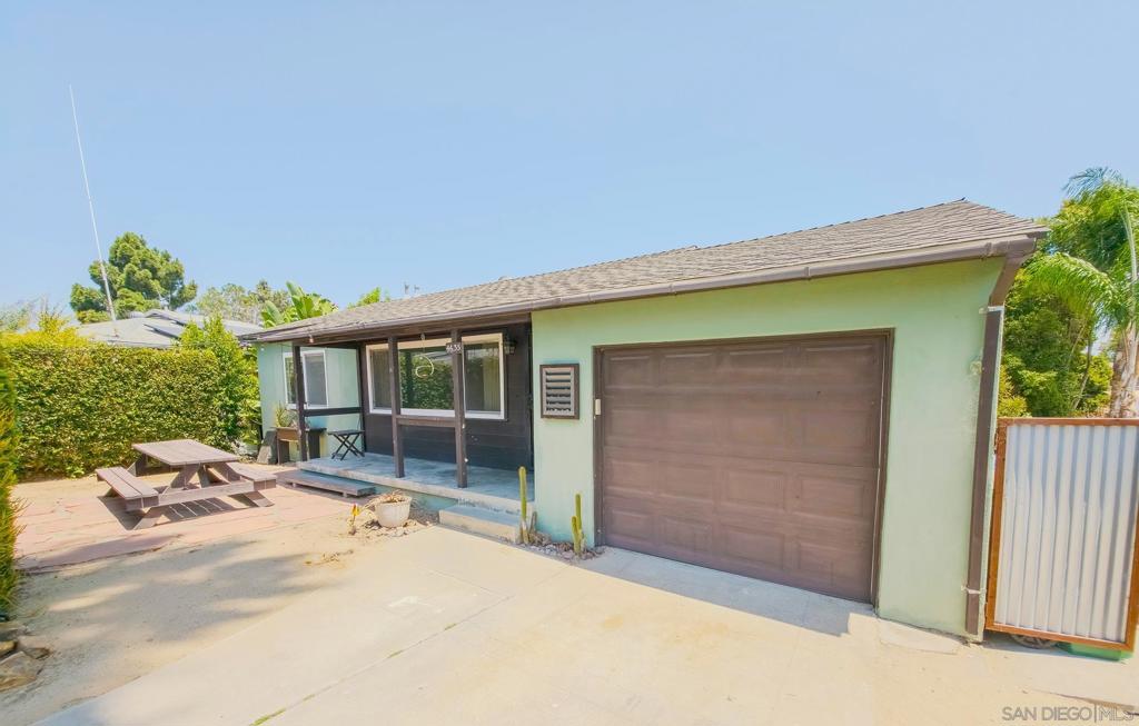 4635 Virginia Property Photo 1