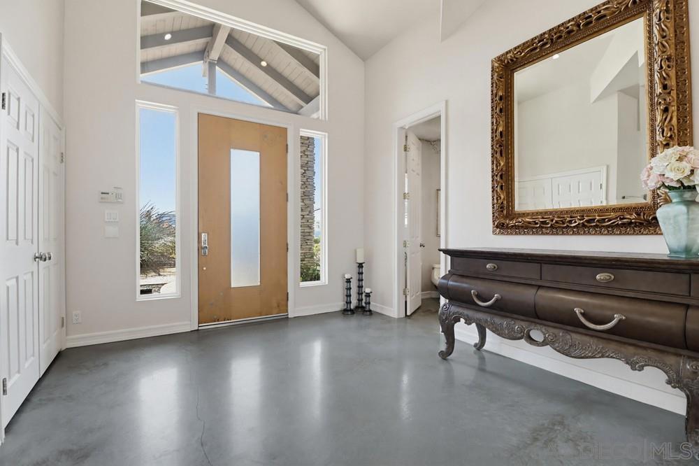 3019 Calle Allejandro Property Photo 4
