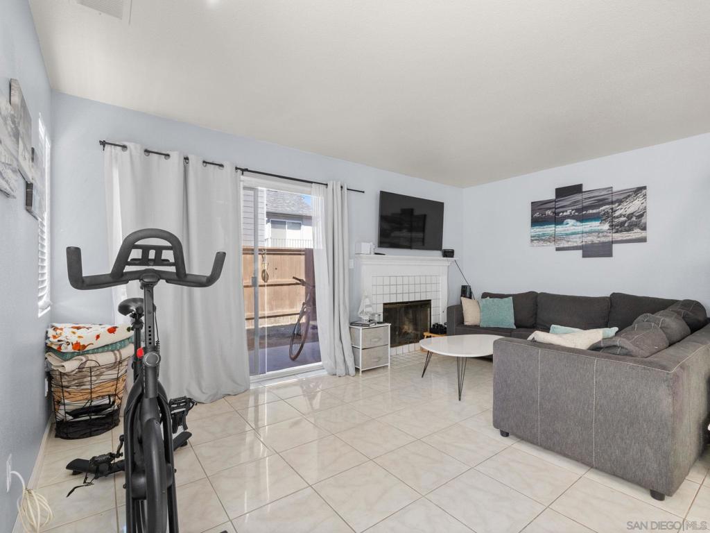 8946 Arlingdale Way Property Photo 8