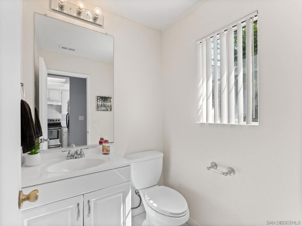8946 Arlingdale Way Property Photo 11