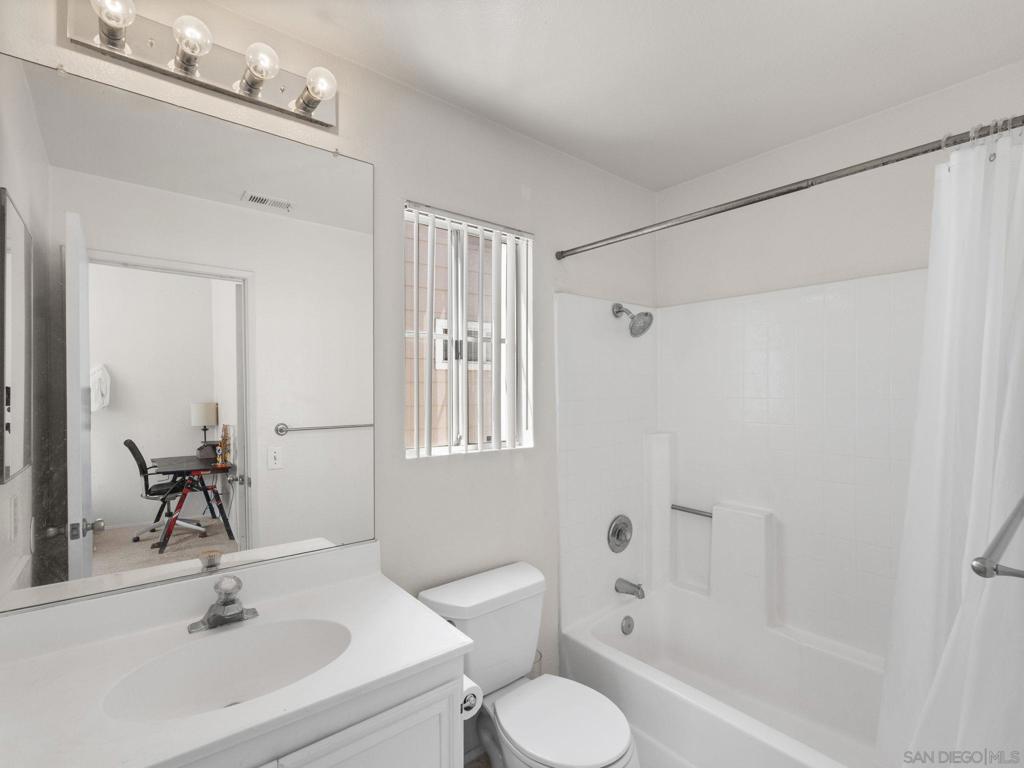 8946 Arlingdale Way Property Photo 21