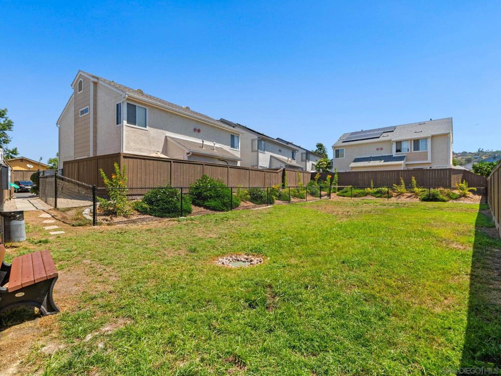 8946 Arlingdale Way Property Photo 29